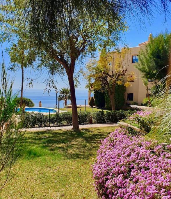 2024 Alquibla Gardens, Terrace & Pool *